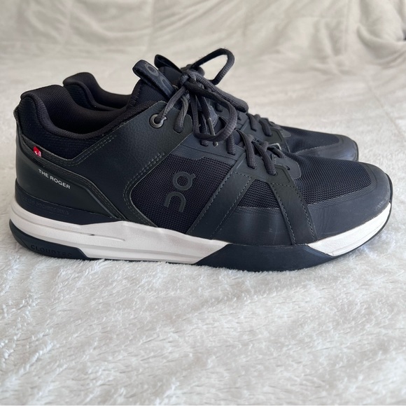 On Running Other - ON Running The Roger Clubhouse Pro Athletic Shoes Black White Men’s size 11